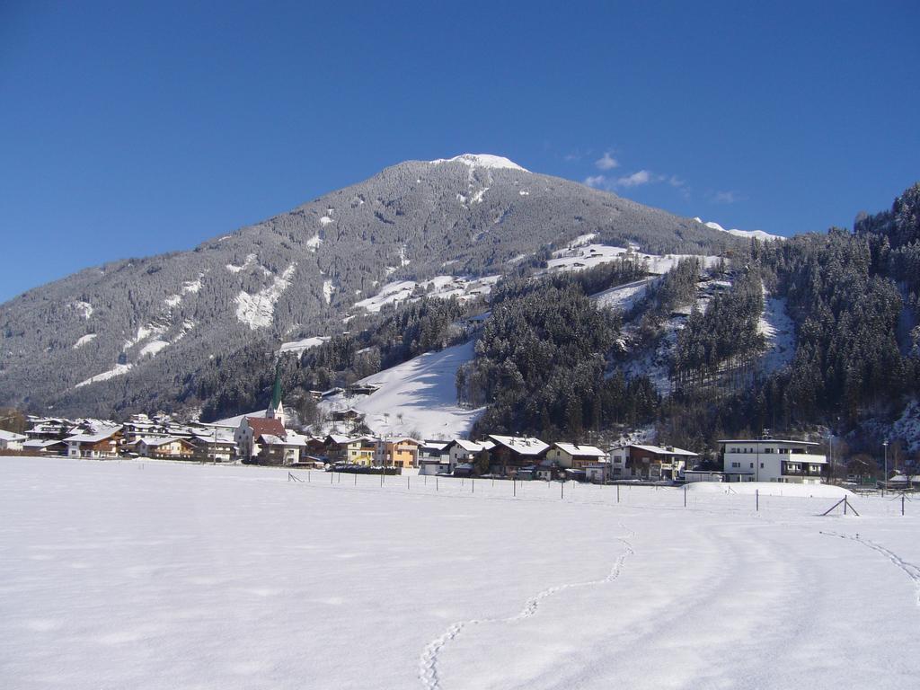 Höllwarth