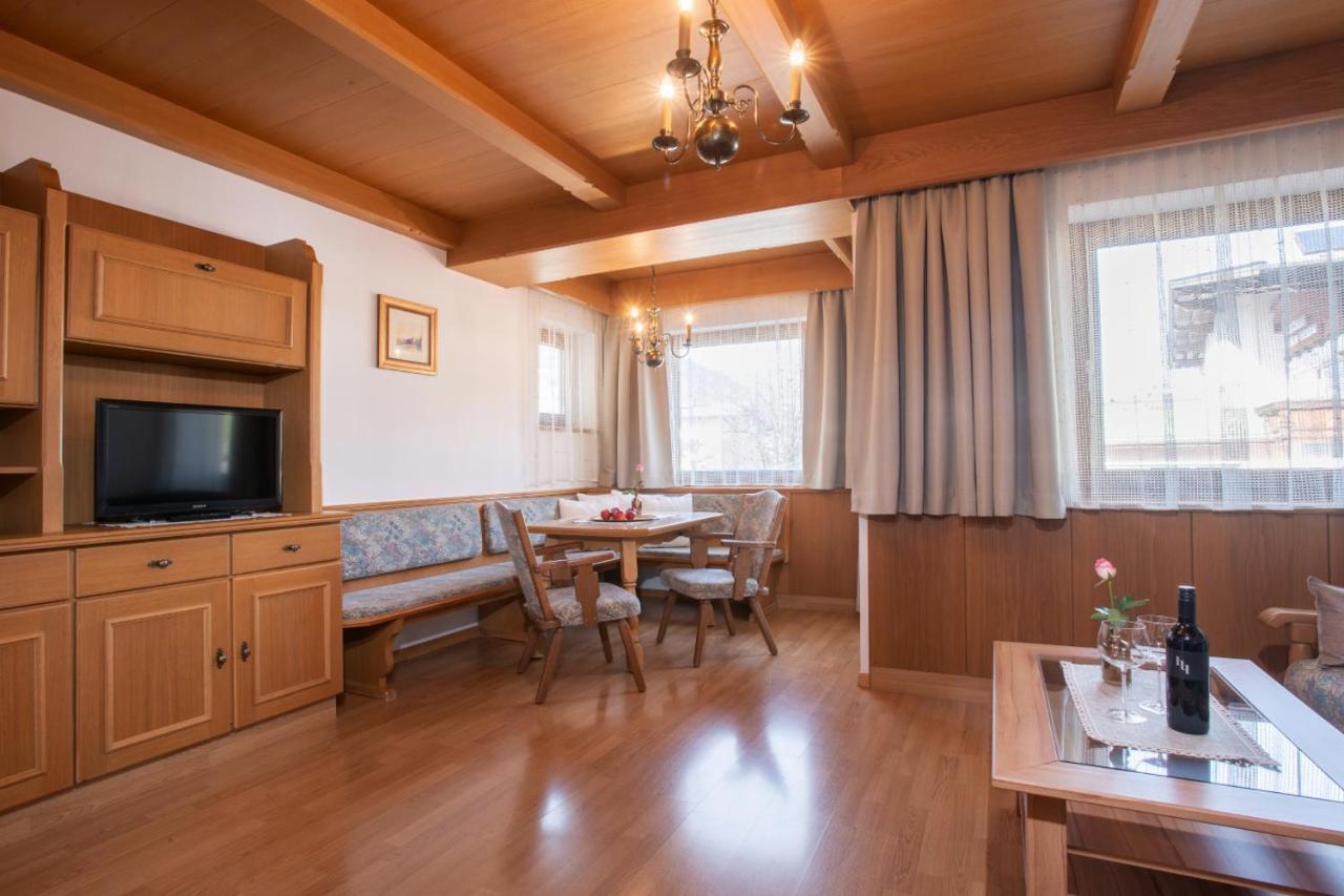 Gaestehaus Hoellwarth *